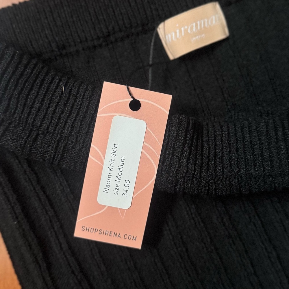 Miramar Elegant Black Knit Pencil Skirt with Double High Side Slits - Picture 5 of 6